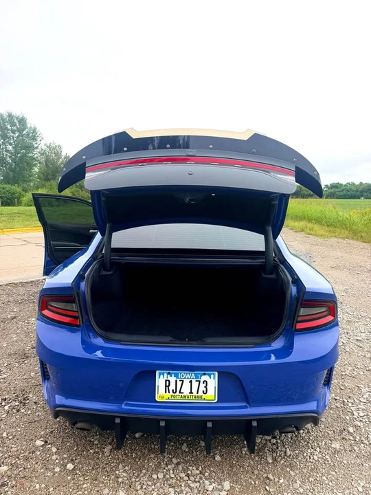2017 Dodge Charger 7th Gen - Image 16 of 18