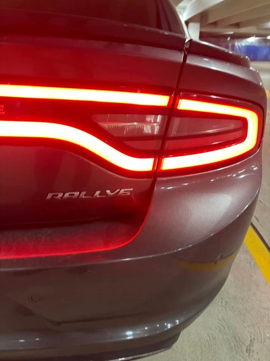 2017 Dodge Charger 7th Gen - Image 5 of 15