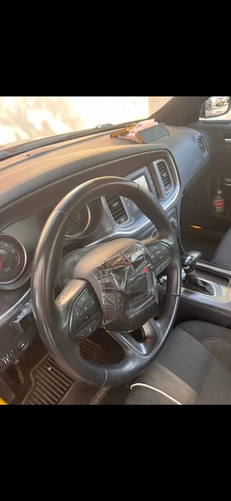 2017 Dodge Charger 7th Gen - Image 2 of 4