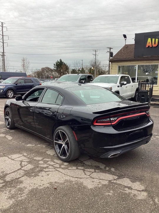 2017 Dodge Charger 7th Gen - Image 2 of 21