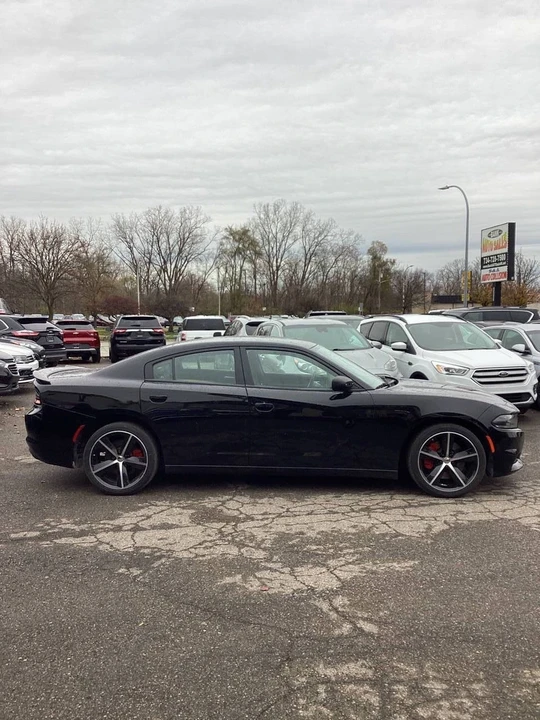 2017 Dodge Charger 7th Gen - Image 5 of 21