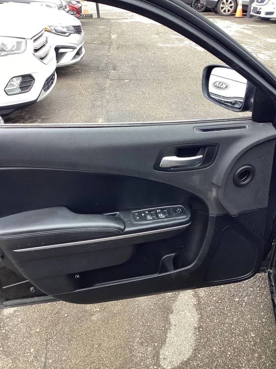 2017 Dodge Charger 7th Gen - Image 13 of 21