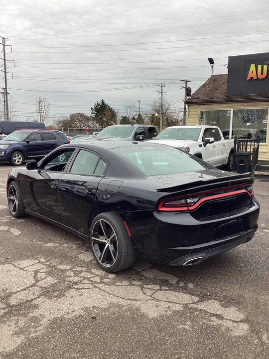 2017 Dodge Charger 7th Gen - Image 2 of 21