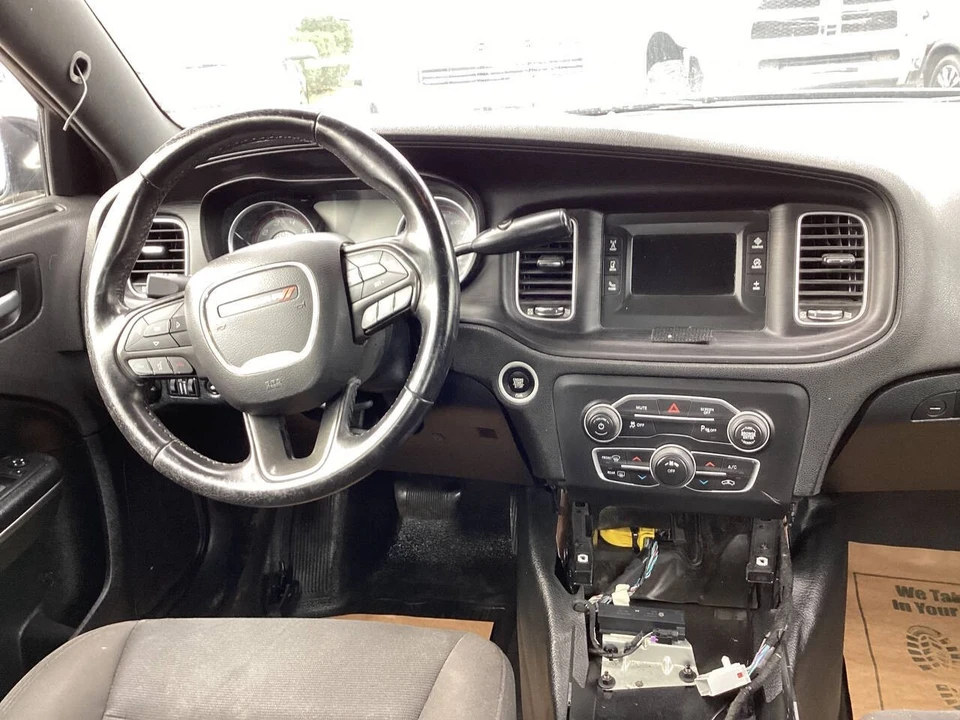 2017 Dodge Charger 7th Gen - Image 15 of 21