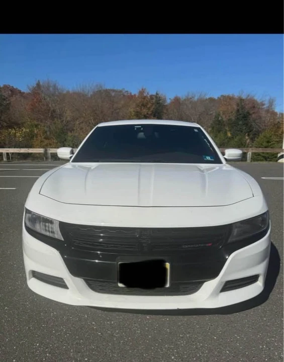 2017 Dodge Charger 7th Gen - Image 2 of 16