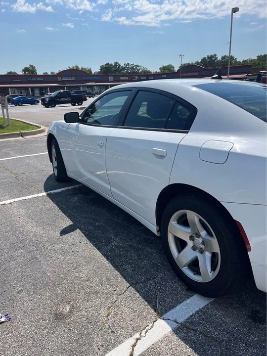 2017 Dodge Charger 7th Gen - Image 10 of 15