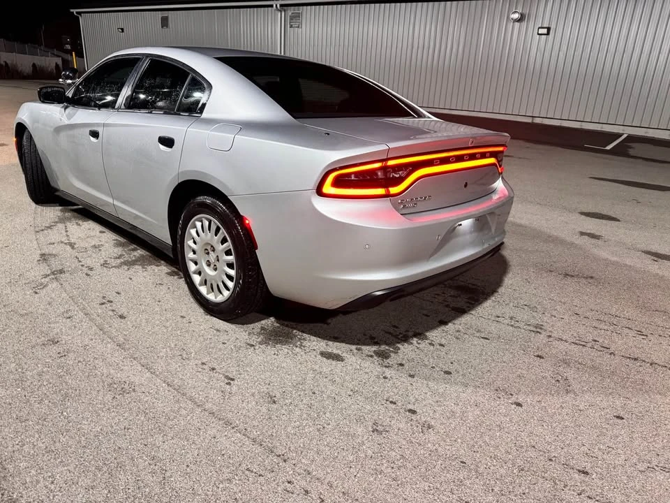 2017 Dodge Charger 7th Gen - Image 2 of 15