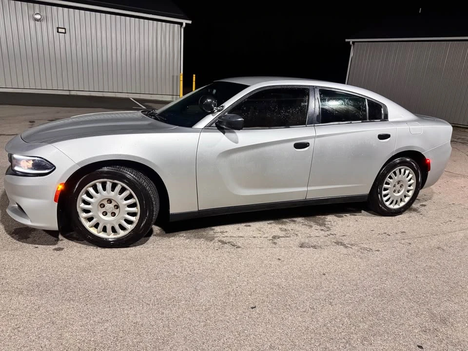2017 Dodge Charger 7th Gen - Image 3 of 15