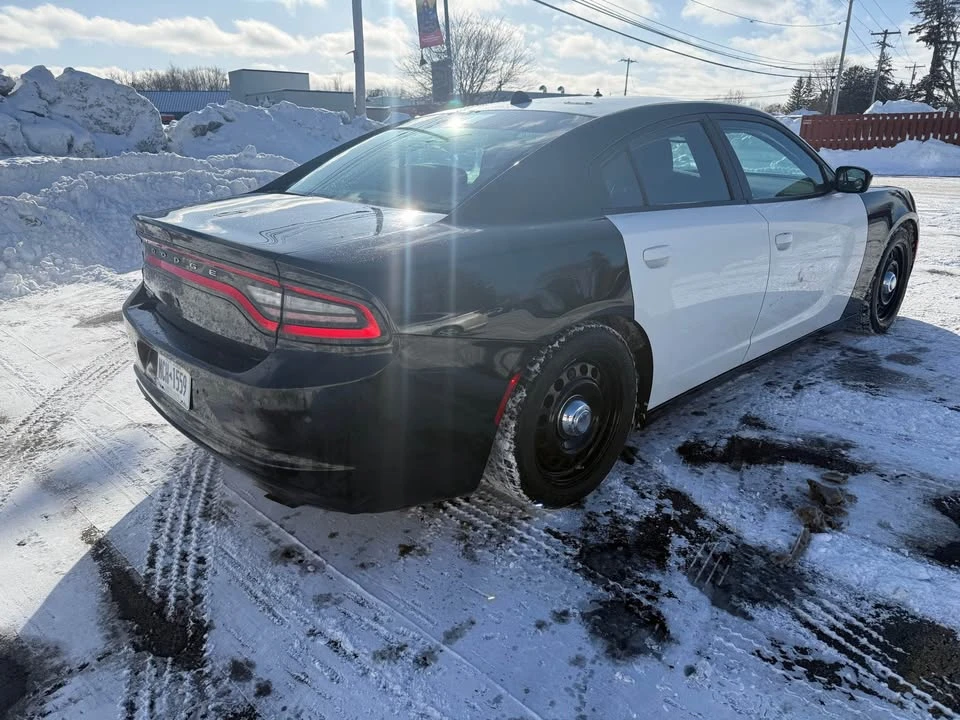 2017 Dodge Charger 7th Gen - Image 2 of 10