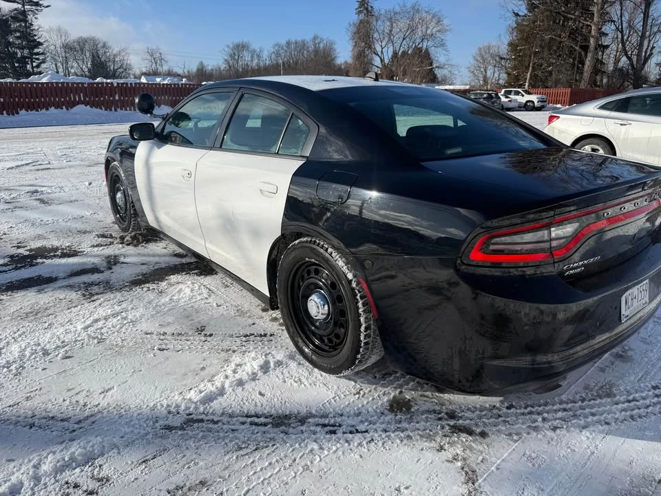 2017 Dodge Charger 7th Gen - Image 3 of 10