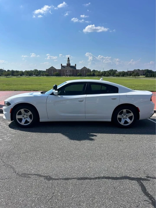 2017 Dodge Charger 7th Gen - Image 5 of 9