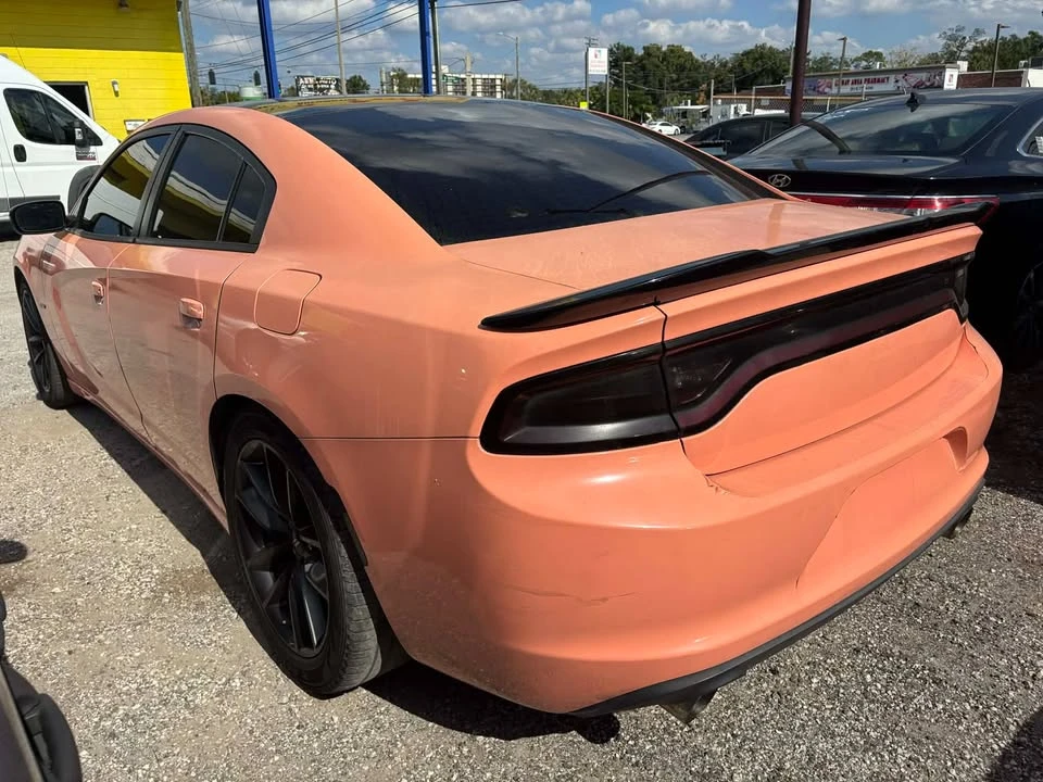 2017 Dodge Charger 7th Gen - Image 2 of 9
