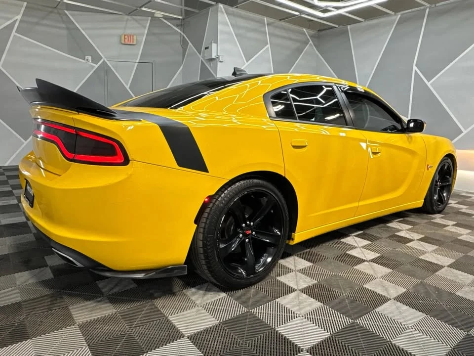2017 Dodge Charger 7th Gen - Image 4 of 18