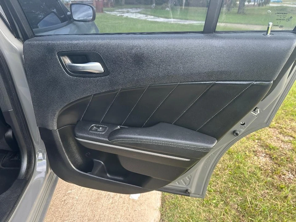 2017 Dodge Charger 7th Gen - Image 9 of 24