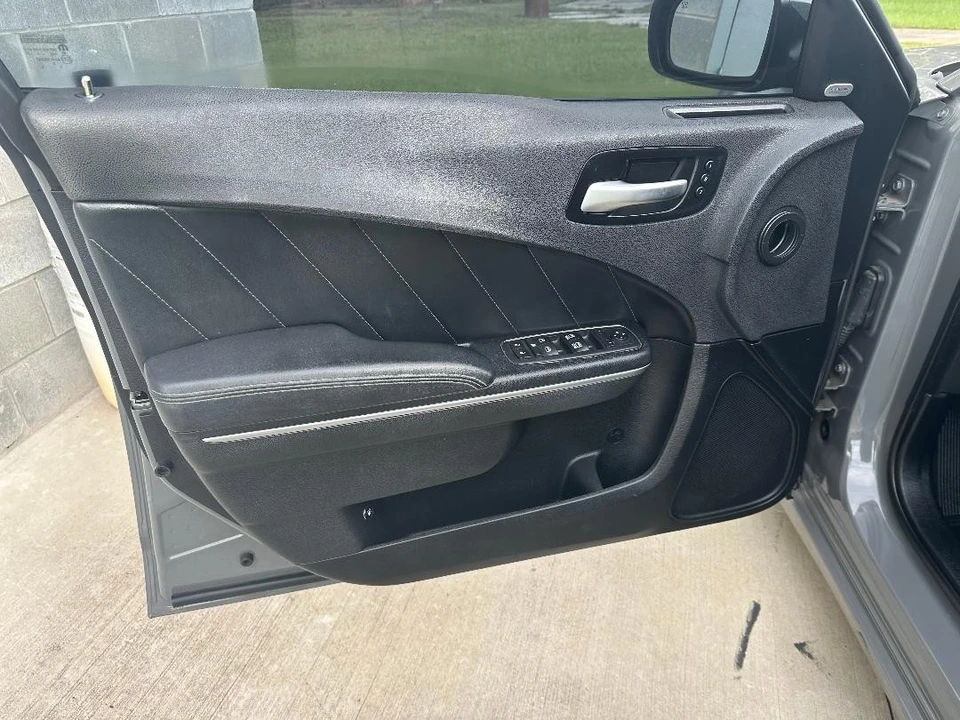 2017 Dodge Charger 7th Gen - Image 14 of 20