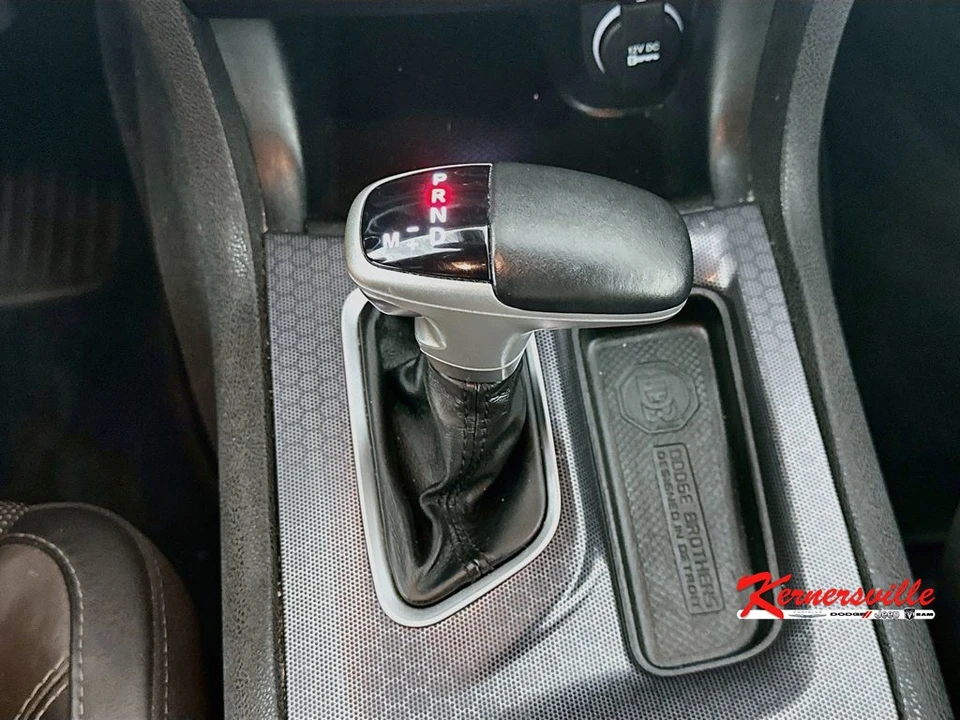 2017 Dodge Charger 7th Gen - Image 16 of 24