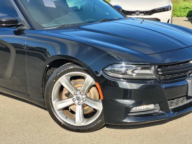 2017 Dodge Charger 7th Gen - Image 3 of 12