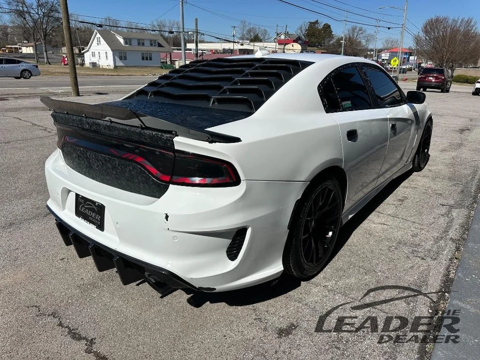 2017 Dodge Charger SRT & 392 7th Gen - Image 3 of 15