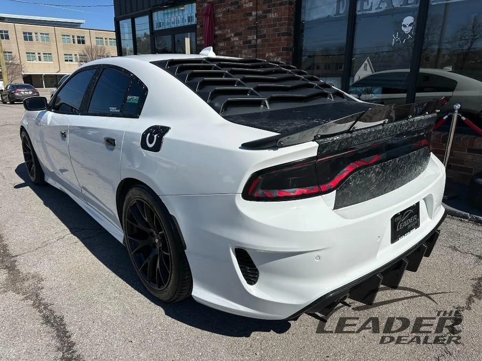 2017 Dodge Charger SRT & 392 7th Gen - Image 4 of 15