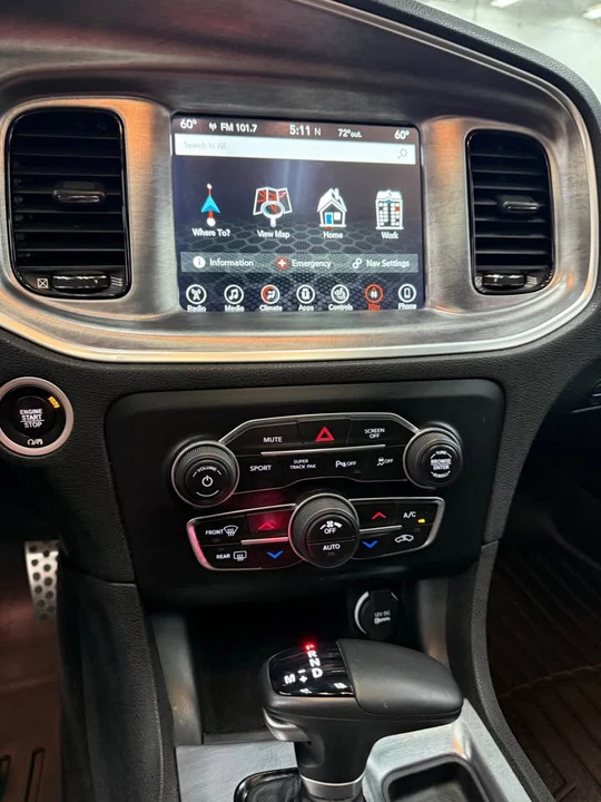 2017 Dodge Charger SRT Hellcat 7th Gen - Image 14 of 16