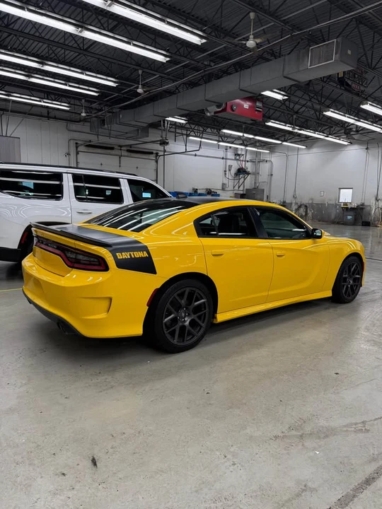 2017 Dodge Charger SRT Hellcat 7th Gen - Image 5 of 16