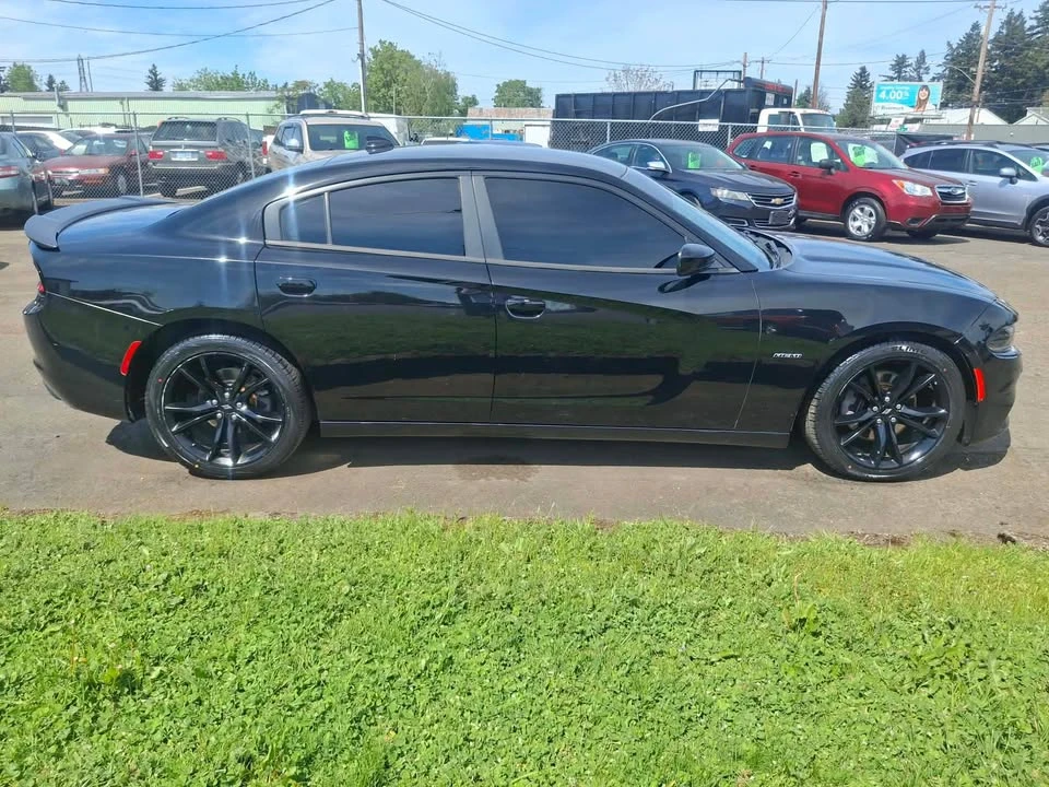2017 Dodge Charger 7th Gen - Image 6 of 11
