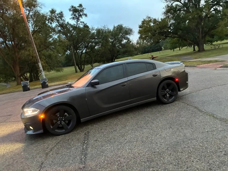 2017 Dodge Charger 7th Gen - Image 4 of 12