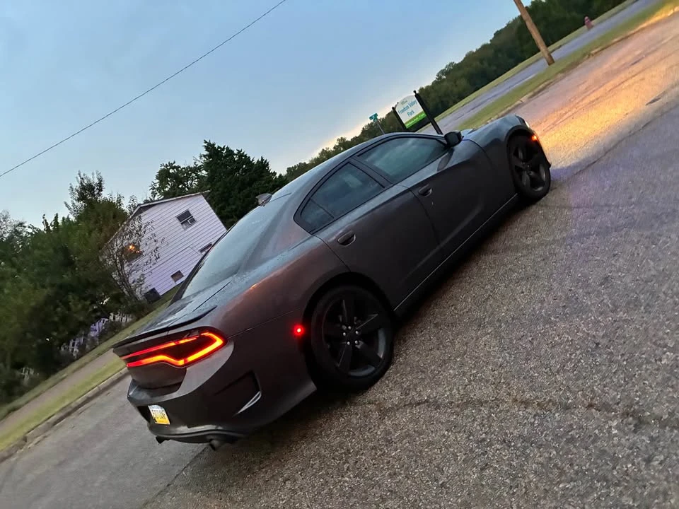 2017 Dodge Charger 7th Gen - Image 5 of 12