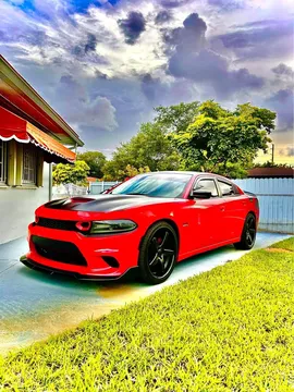 2017 Dodge Charger R/T Plus Sedan 4D
