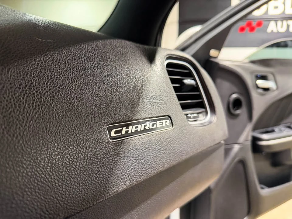 2017 Dodge Charger 7th Gen - Image 17 of 18