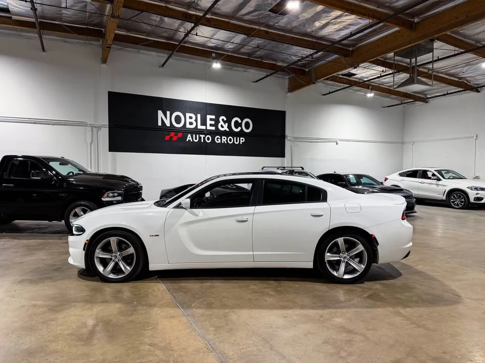 2017 Dodge Charger 7th Gen - Image 4 of 18