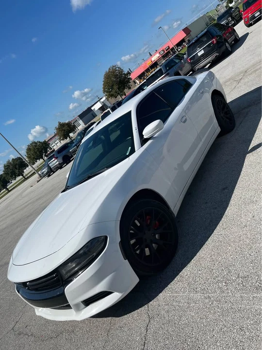 2017 Dodge Charger 7th Gen - Image 4 of 7