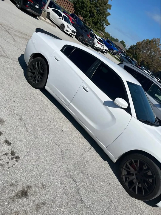 2017 Dodge Charger 7th Gen - Image 3 of 7