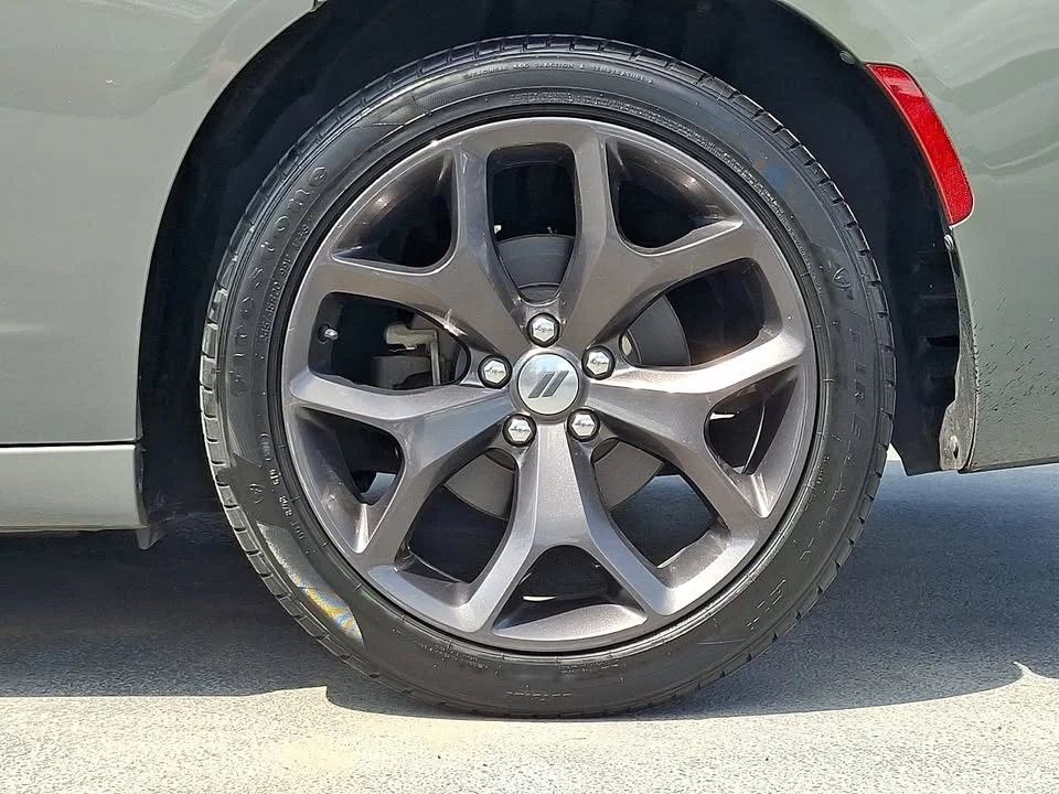 2017 Dodge Charger 7th Gen - Image 4 of 5