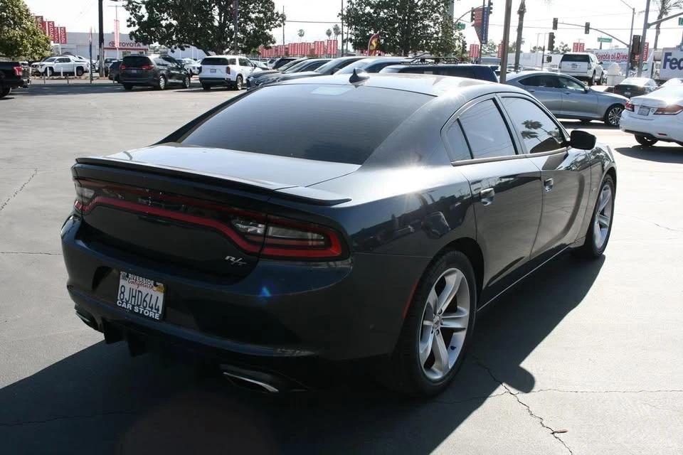 2017 Dodge Charger 7th Gen - Image 2 of 13