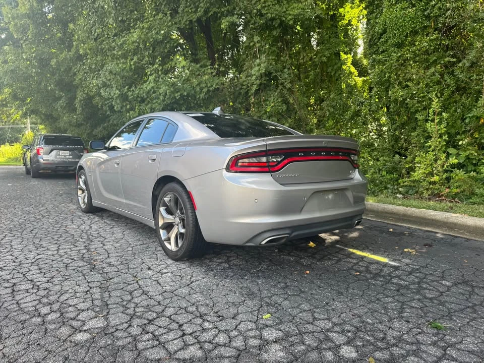2017 Dodge Charger 7th Gen - Image 5 of 8