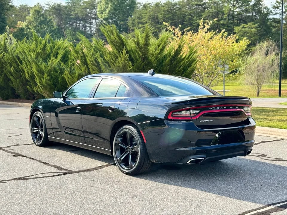 2017 Dodge Charger 7th Gen - Image 6 of 20