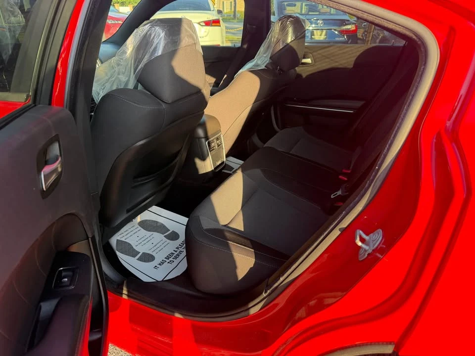 2017 Dodge Charger 7th Gen - Image 19 of 20