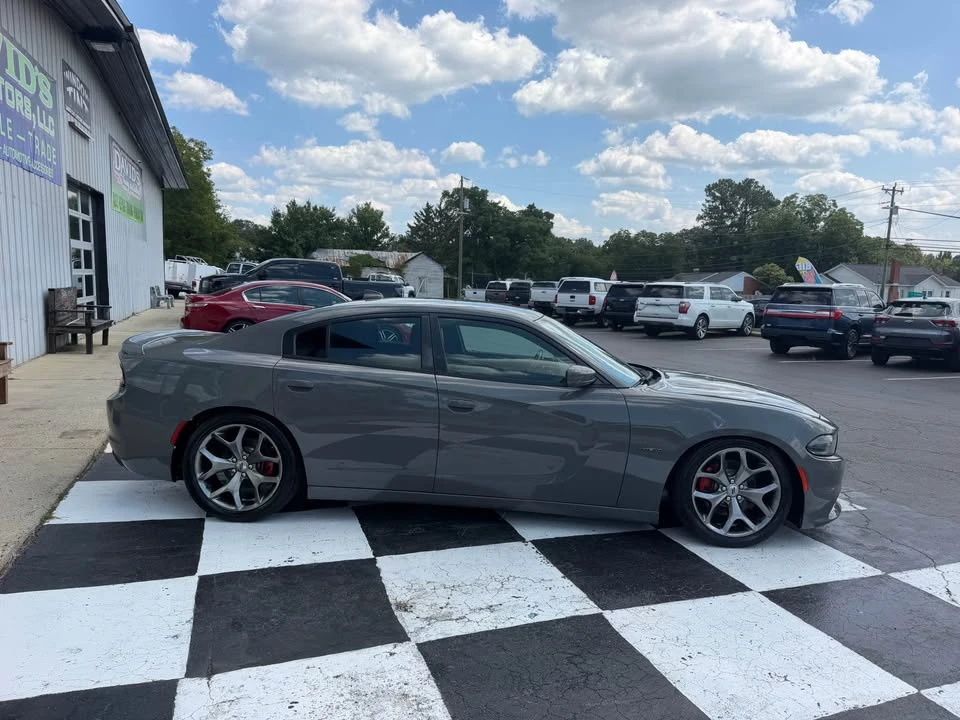 2017 Dodge Charger 7th Gen - Image 4 of 9