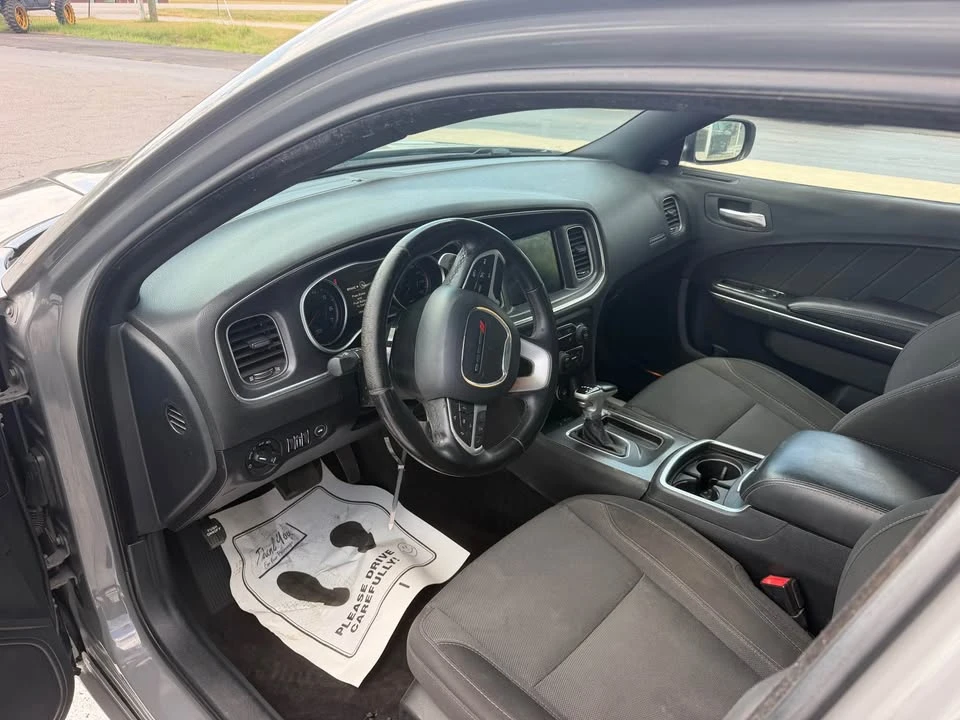 2017 Dodge Charger 7th Gen - Image 6 of 9