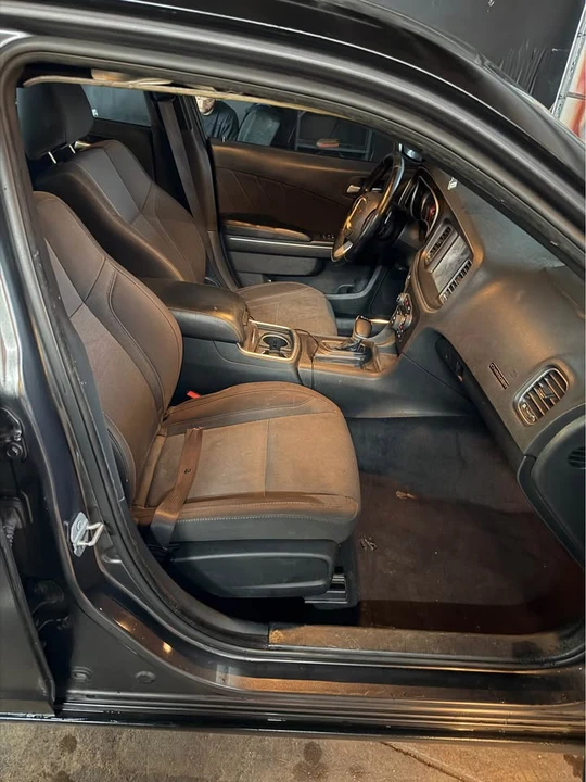 2017 Dodge Charger 7th Gen - Image 11 of 19