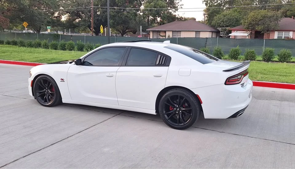 2017 Dodge Charger 7th Gen - Image 5 of 19