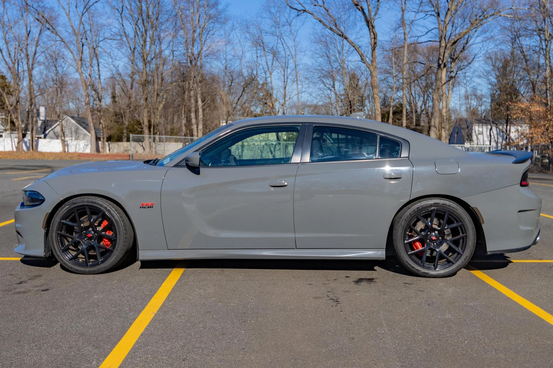 2017 Dodge Charger SRT & 392 7th Gen - Image 3 of 31
