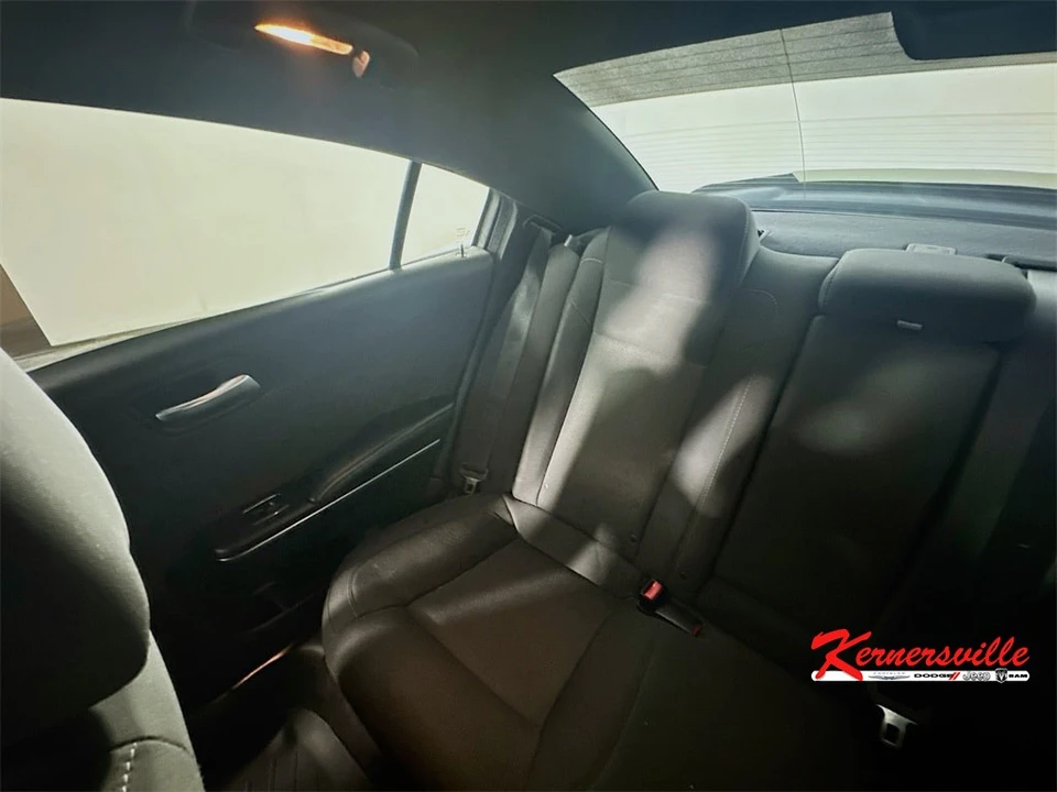 2017 Dodge Charger SRT & 392 7th Gen - Image 12 of 21