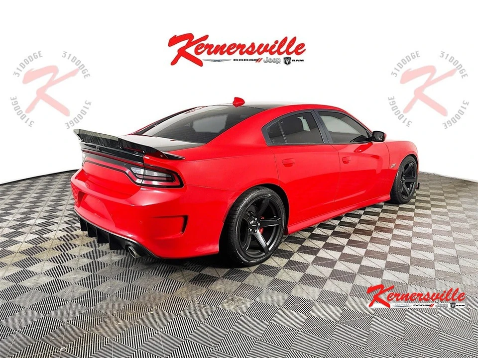 2017 Dodge Charger SRT & 392 7th Gen - Image 7 of 21