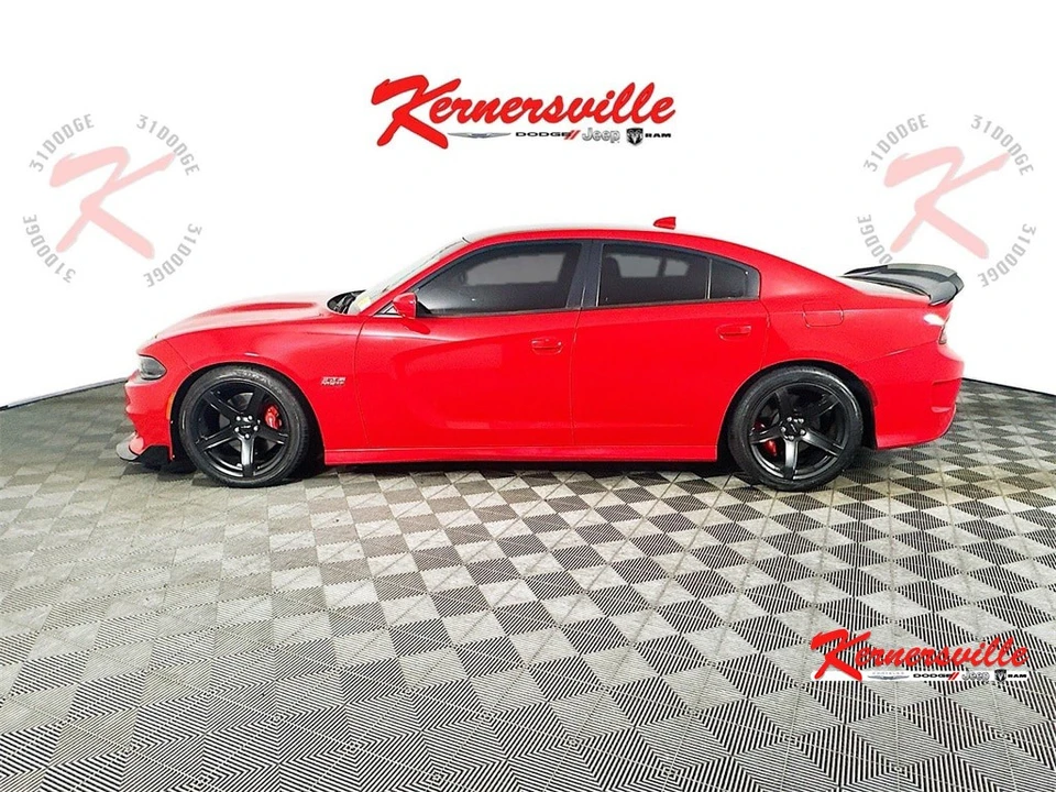 2017 Dodge Charger SRT & 392 7th Gen - Image 4 of 21