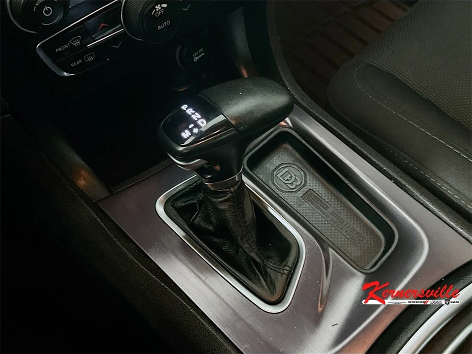 2017 Dodge Charger SRT & 392 7th Gen - Image 16 of 21