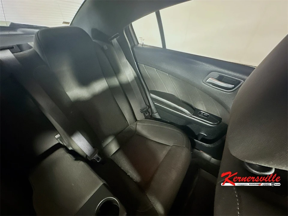 2017 Dodge Charger SRT & 392 7th Gen - Image 14 of 21