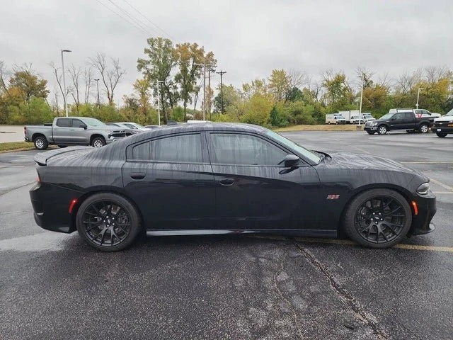 2017 Dodge Charger SRT & 392 7th Gen - Image 2 of 13