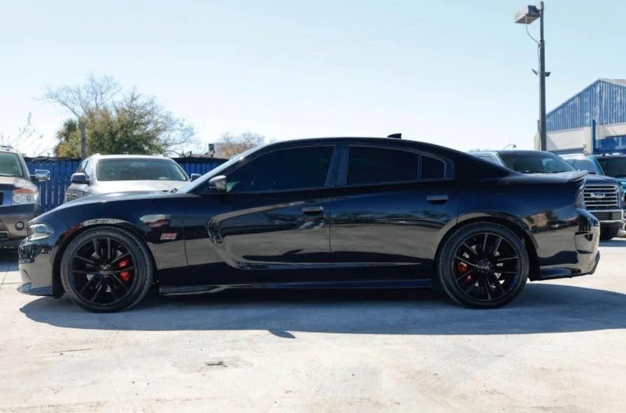 2017 Dodge Charger SRT & 392 7th Gen - Image 8 of 9